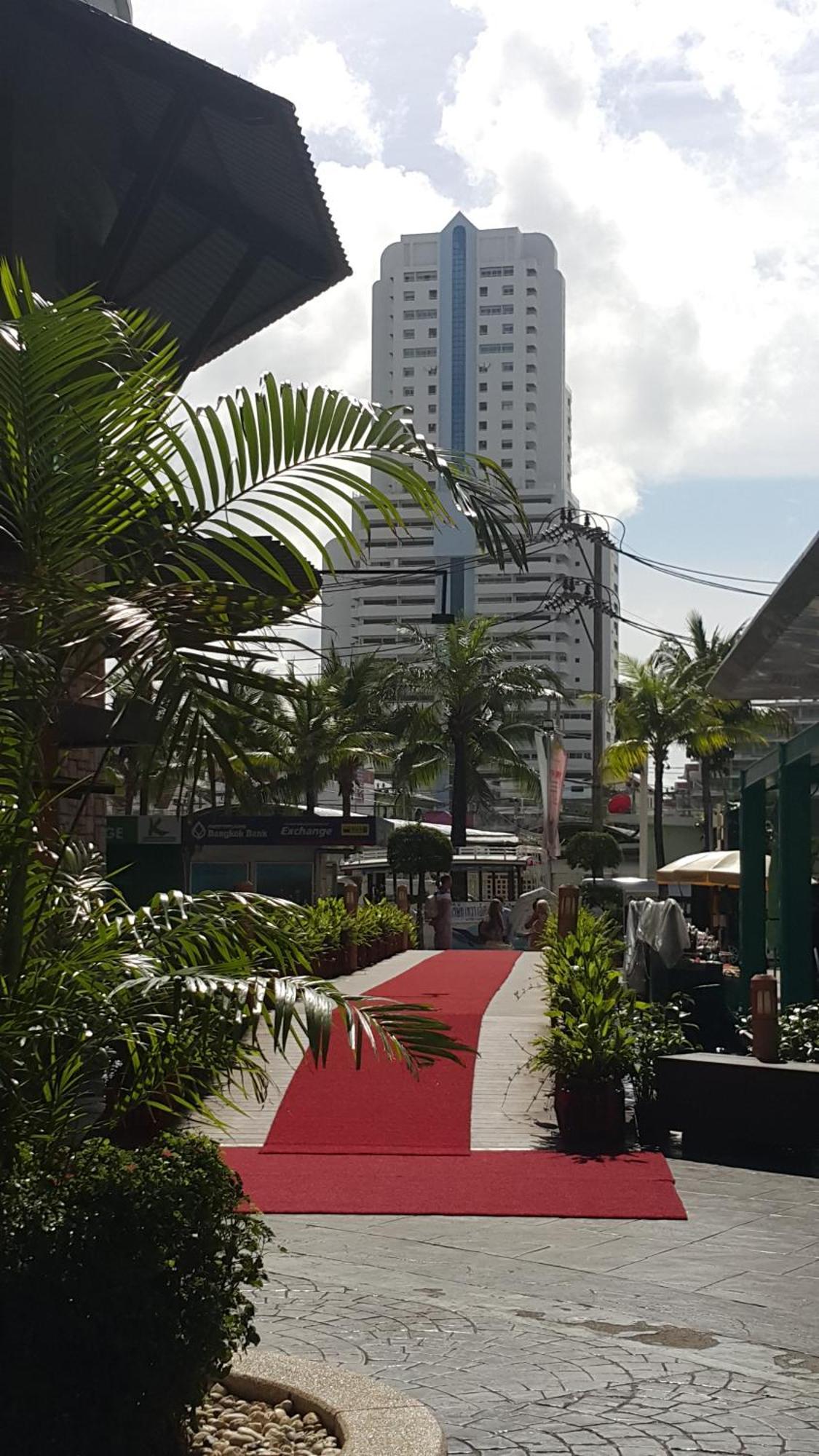 Апартаменты Patong Tower Excellence Pta 2025 Экстерьер фото
